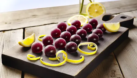 Solbærgnistre med citrontwist